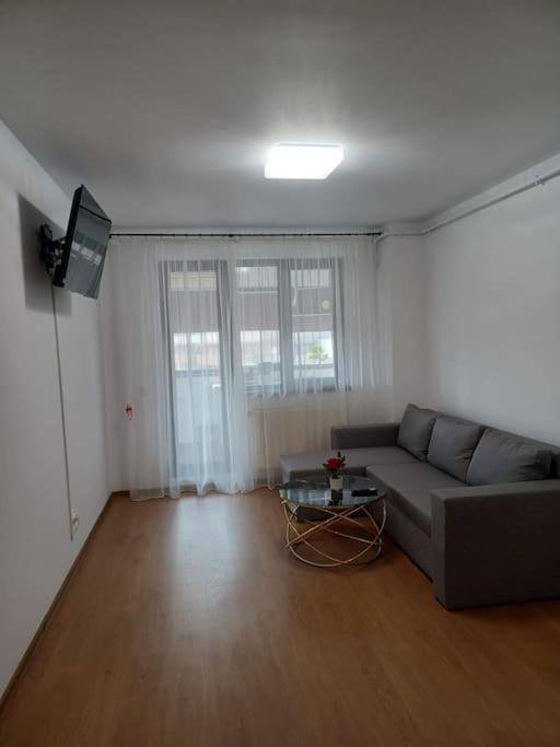 Apartamentul Relaxarii M&f